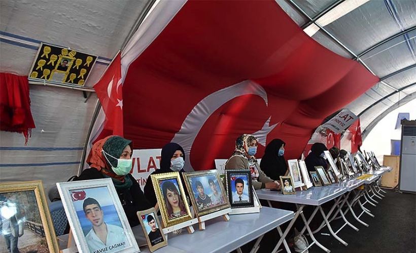 'Kızım gelene kadar HDP'nin kapısından gitmiyorum'