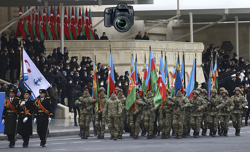 Bakü'deki tarihi geçit töreninden tarihi fotoğraflar