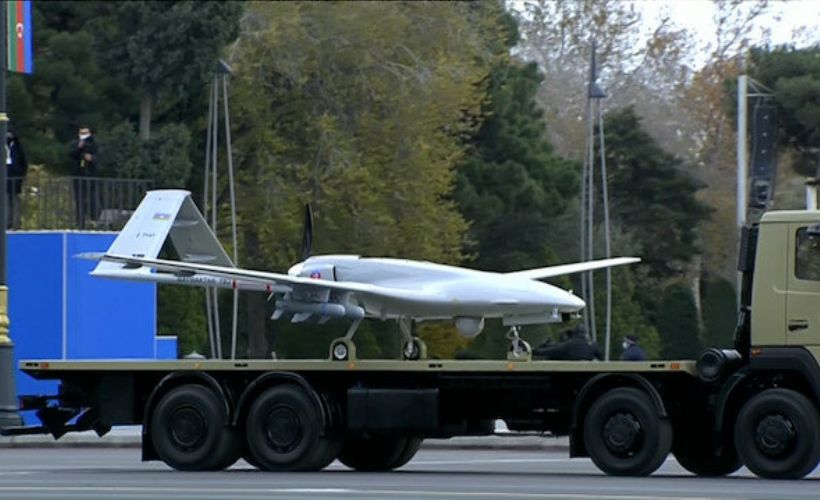 Zafer Geçidi Töreninde Bayraktar TB2 SİHA'lar sergilendi