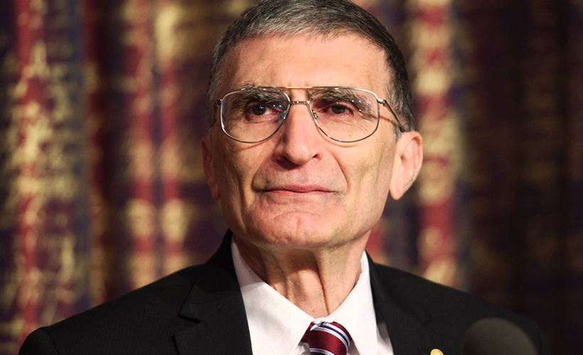 Aziz Sancar: Türkiye'de olsaydım kuyruğa girer, aşı yaptırırdım