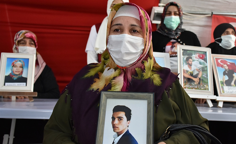 Diyarbakır annelerinin bir aile daha katıldı