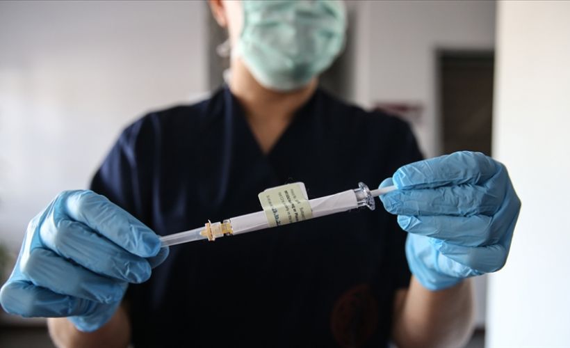 Beyaz Sarayın FDA Başkanından Kovid-19 aşısını onaylamazsa istifasını istediği iddiası