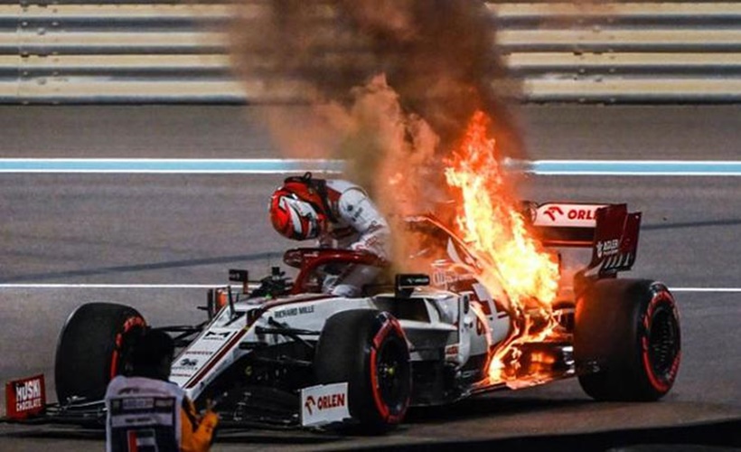 Formula 1 Abu Dhabi'de ' Alev Alev'