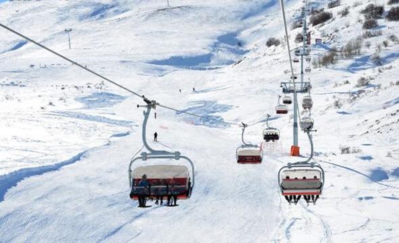 Yıldız Dağı Kayak Merkezi 'kar beyaz'