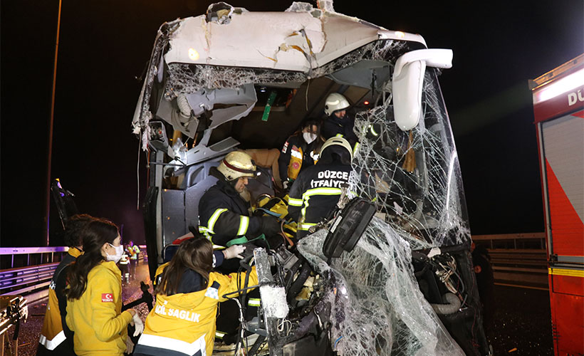 Anadolu Otoyolu'nda kaza: 16 yaralı