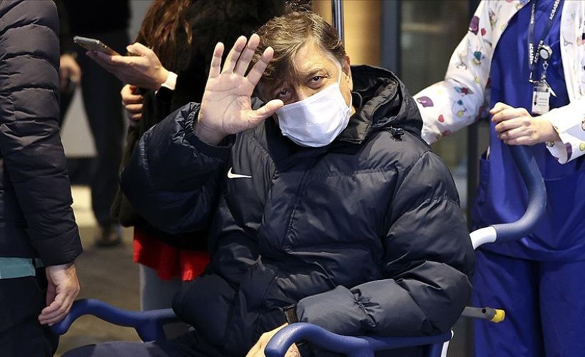 Koronavirüs tedavisi tamamlanan Yılmaz Vural taburcu edildi