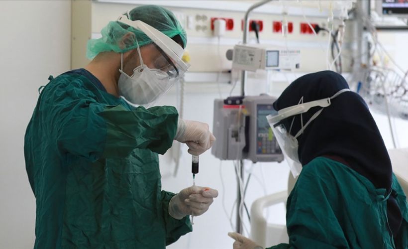 Türkiye'de son 24 saatte 29 bin 718 kişinin Kovid-19 testi pozitif çıktı, 240 kişi hayatını kaybetti