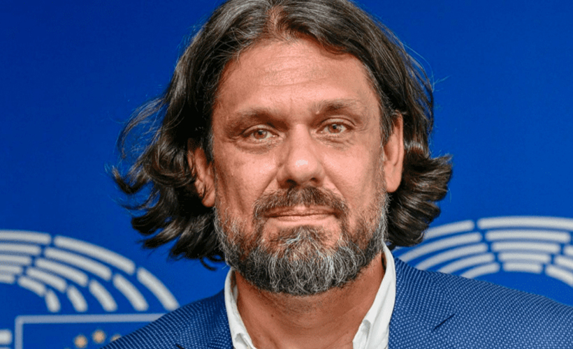 Avrupa Halk Partisi Macar milletvekili Deutsch'a yaptırım kararı aldı