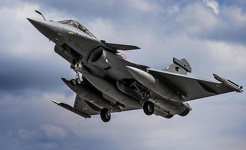 Yunanistan 18 Rafale uçağı için Fransa'ya 2,3 milyar avro ödeyecek