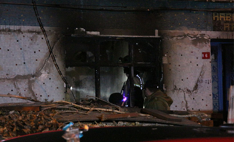 Bayrampaşa'da yangın: 1 ölü