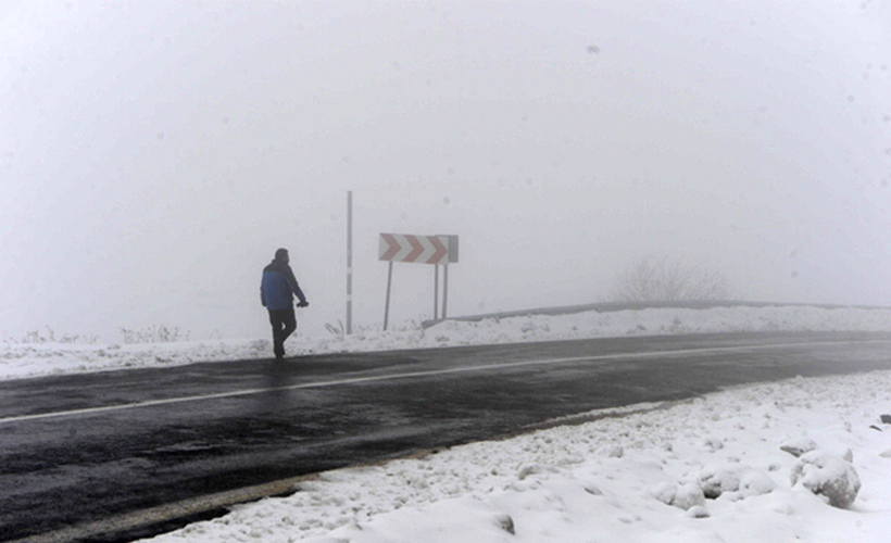 Doğu Anadolu'da kar ve sis yaşamı olumsuz etkiliyor