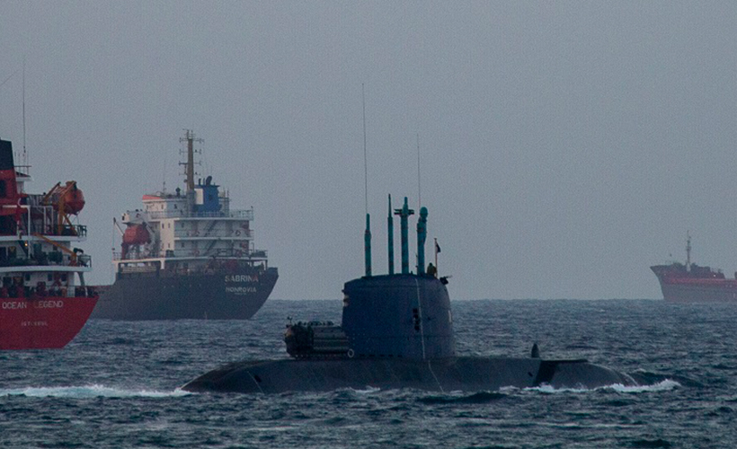 İsrail denizaltısından, İran'a gözdağı
