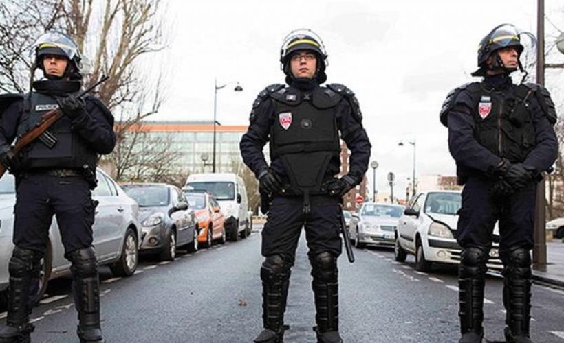 Fransa'da çatışma: 3 polis öldü