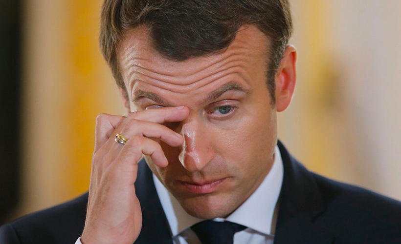 Fransa'da başörtüsü yasağı gündemde