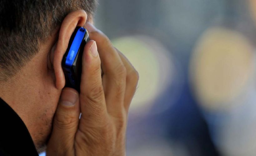 Aman dikkat! Telefonu kullanırken bu hata felç ediyor