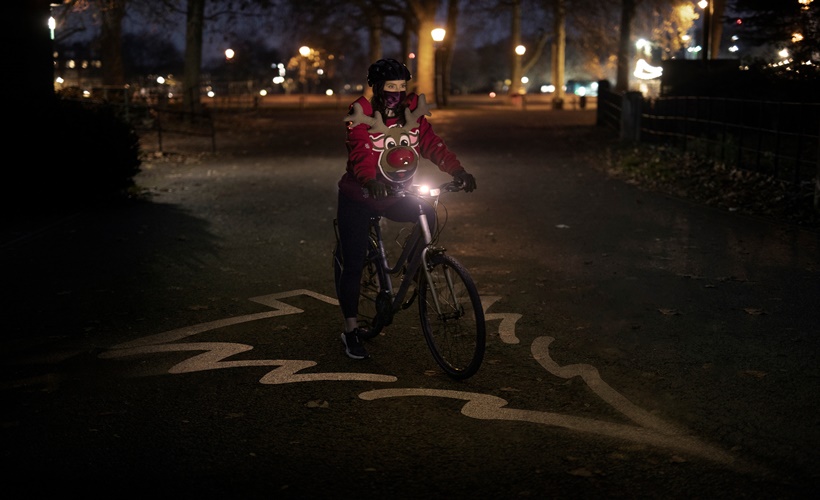 Ford'dan 'mesafeli' yılbaşı farkındalığı