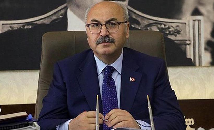 İzmirli vatandaşlardan, Vali Köşger'e destek yağıyor