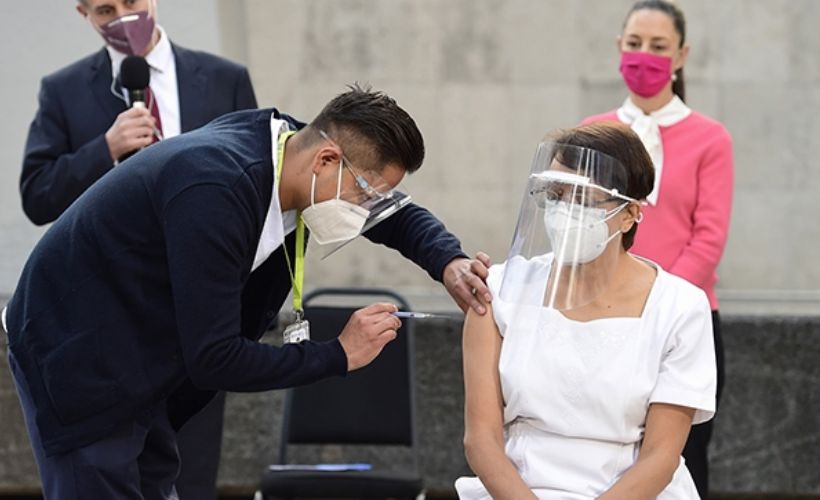 Latin Amerika’da üç ülke aşılama kampanyasını başlattı