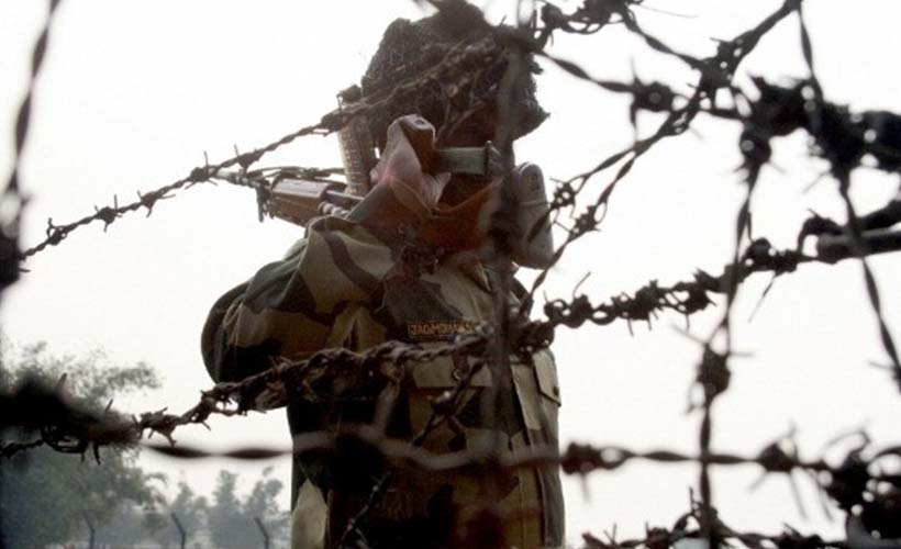 Hindistan, Bangladeş sınırından az 35 sivili öldürdü