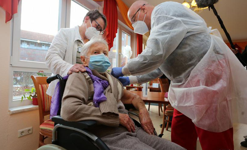 Almanya'da tarihinin en büyük aşı kampanyası başladı