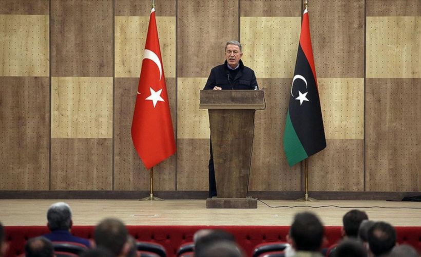 Akar: Türk unsurlarına yapılacak herhangi bir saldırı girişiminde katil Hafter unsurları meşru hedef olarak görülecektir