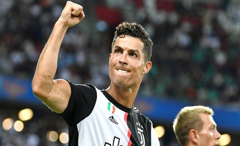 Ronaldo gibisi gelmez dediler, 'yüz yılın futbolcusu' seçtiler