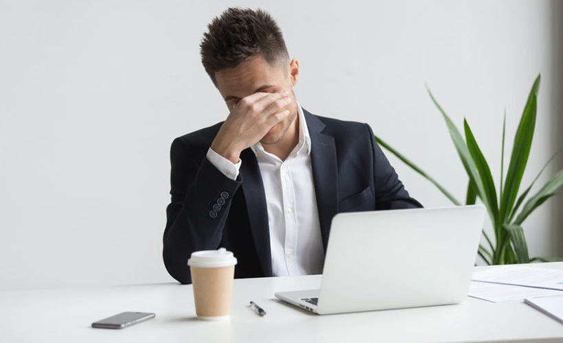 Halsizlik ne zaman 'Covid-19', 'soğuk algınlığ'ı veya 'grip' belirtisidir?