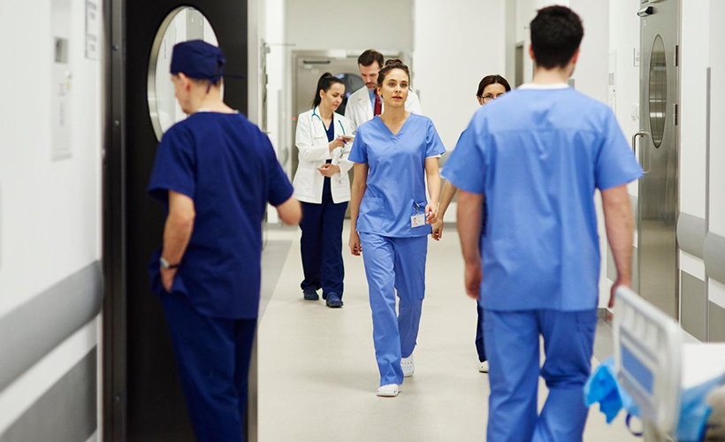 Almaya'da hastaneler, çalışanlarına maaş ödeyemeyebilir