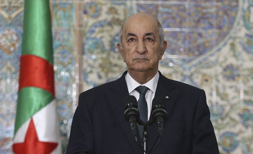 Cezayir Cumhurbaşkanı Tebbun iki aydır Kovid-19 tedavisi gördüğü Almanya'dan döndü