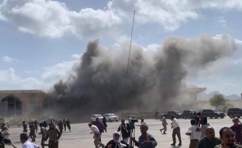 Yemen’deki Aden Havaalanı’nda büyük bir patlama meydana geldi