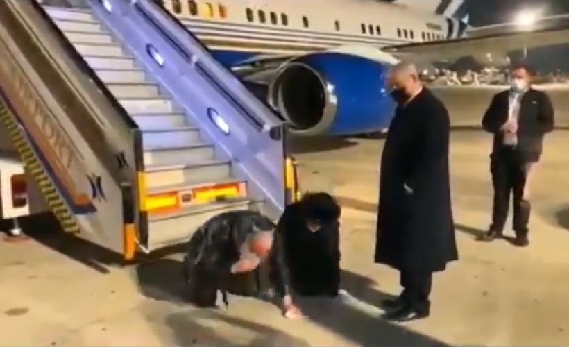 30 yıl sonra serbest bırakılan İsrail ajanını Netanyahu karşıladı