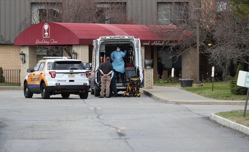 ABD'de 4 bin 304 kişi daha virüsten hayatını kaybetti