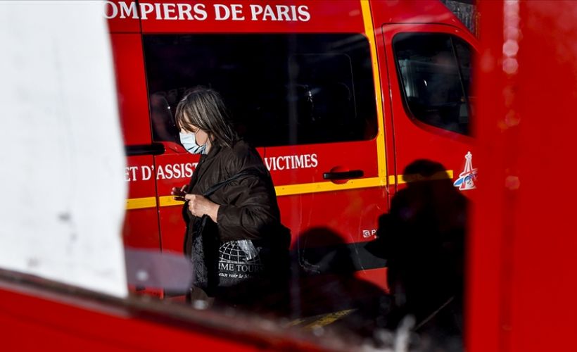 Fransa'da Kovid-19'un Güney Afrika'daki daha bulaşıcı türüne rastlandı