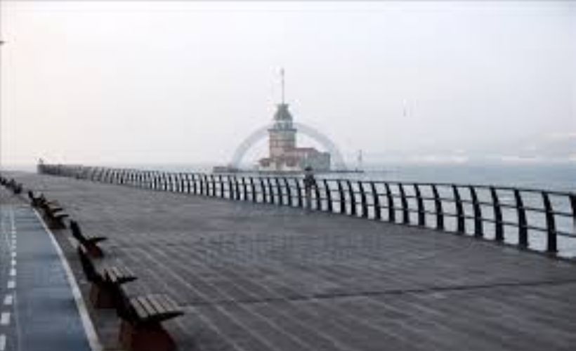 Yeni yılın ilk gününde cadde ve sokaklar sessizliğe büründü