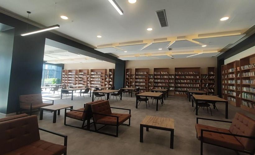 Türkiye'nin 6'ncı AVM kütüphanesi açıldı
