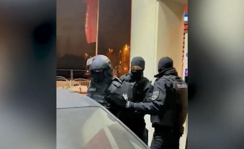 Rusya’da sahte polisler, gözaltına alındı