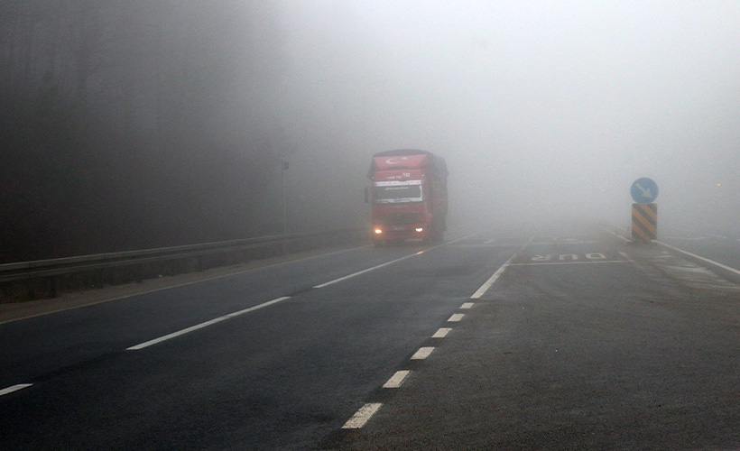 Bolu Dağı'nda sis etkili oluyor