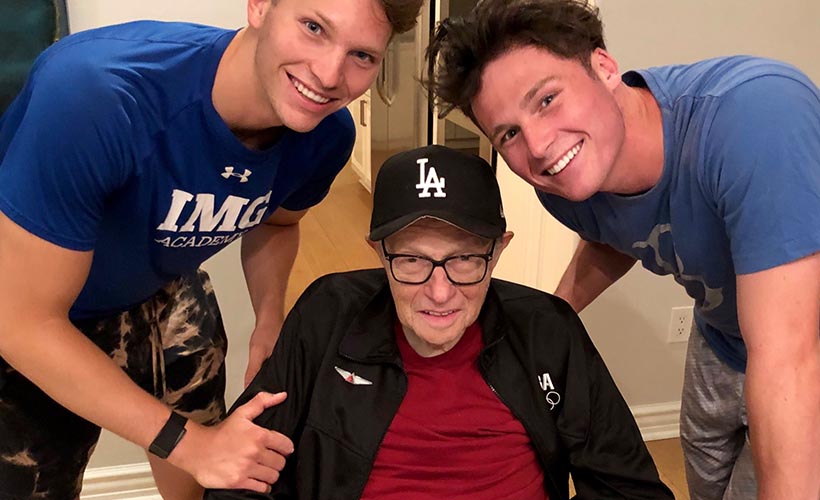 Ünlü sunucu Larry King koronavirüse yakalandı