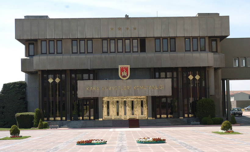 Kara Kuvvetleri Komutanlığı'nda FETÖ operasyonu