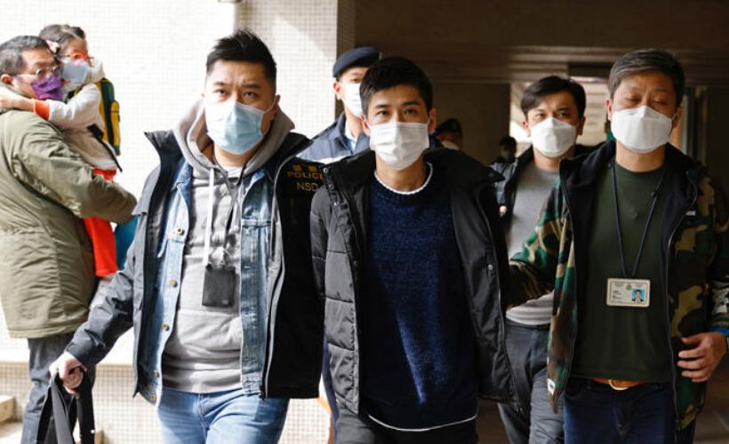 Hong Kong'da muhaliflere toplu gözaltı