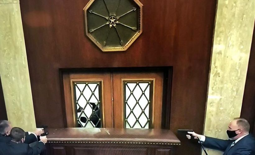 Trump destekçilerinden darbe girişimi!