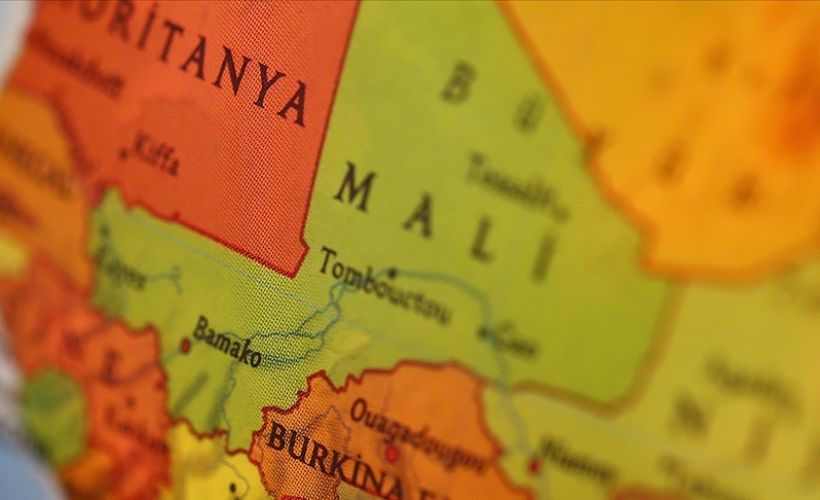 Mali ordusu: Fransız uçakları sivilleri hedef almadı