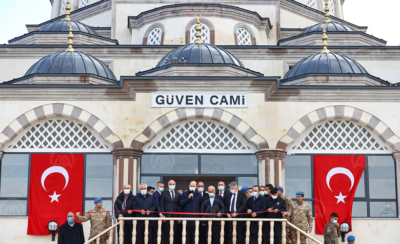 TMH Okul Komutanlığında yaptırılan cami ibadete açıldı