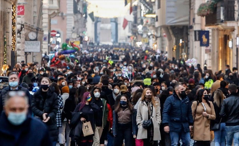 İtalya'da son 24 saatte Kovid-19'dan 620 kişi hayatını kaybetti