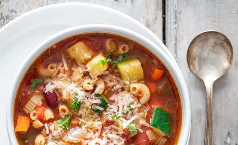 Minestrone çorbası tarifi | Minestrone nasıl yapılır, malzemeleri nelerdir?
