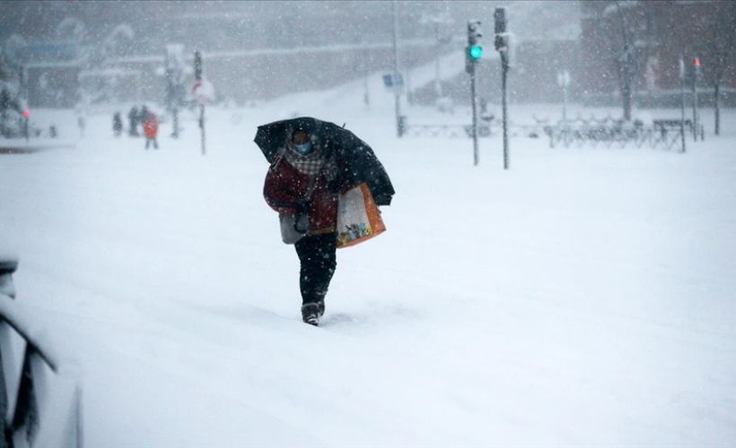 İspanya'da kar fırtınası 3 can aldı