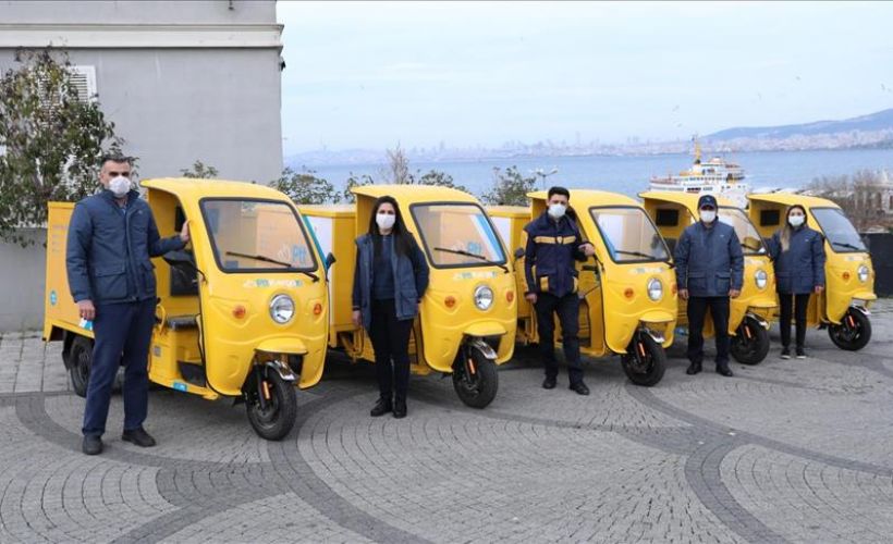 PTT'nin çevre dostu elektrikli araçları Adalar'da kullanılmaya başlandı