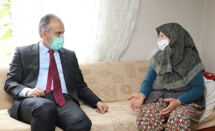 60 bin hastaya 879 bin sağlık hizmeti