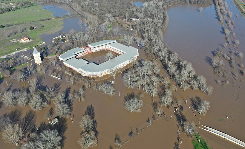 Tunca Nehri taştı, Kırkpınar Er Meydanı sular altında