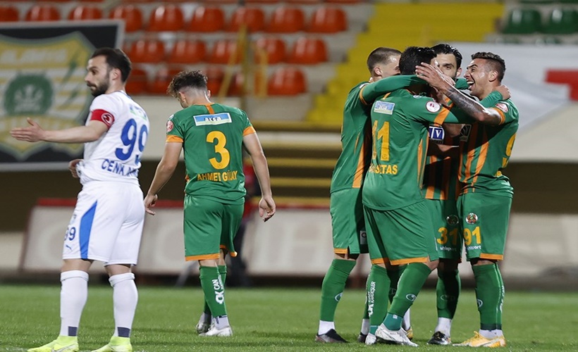 Alanyaspor çeyrek finalde